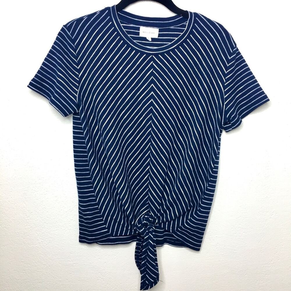 Melloday Navy White Tie Front Crewneck Tee Size Small